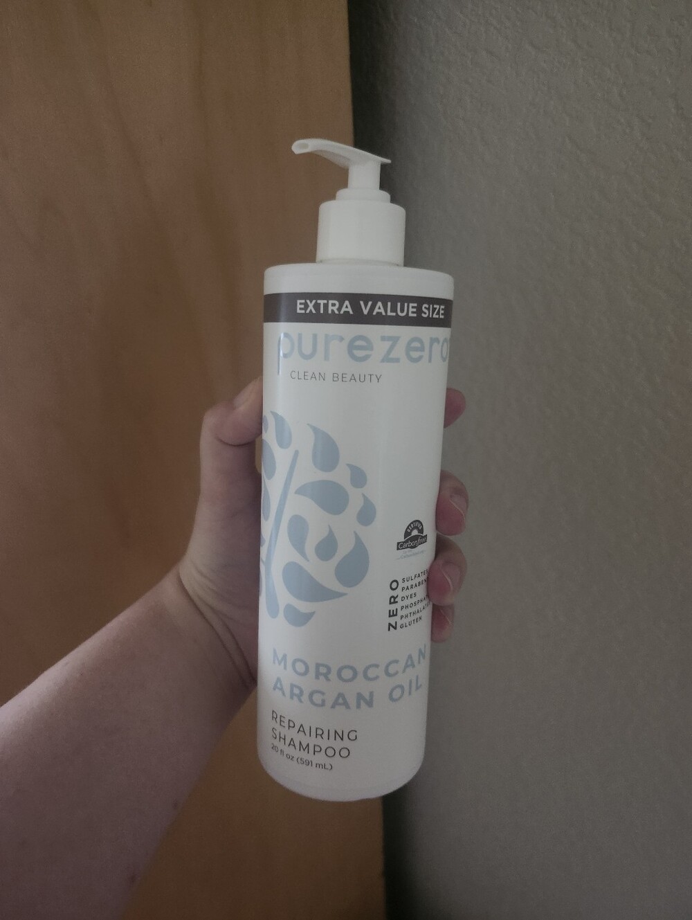 Moroccan Argan Oil Repairing Shampoo - White with Light Blue